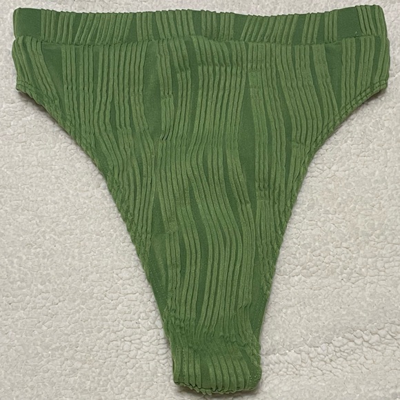 ✨NWT‼️ Matte Collection Dima Bikini - Picture 7 of 8